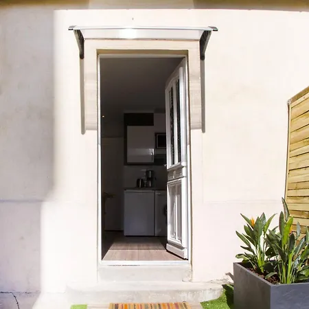 Le Refuge Avec Terrasse Et Jardin, En Plein Centre-ville, Gare 5 Minutes A Pieds Appartamento