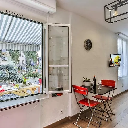 Le Refuge Avec Terrasse Et Jardin, En Plein Centre-ville, Gare 5 Minutes A Pieds Apartment Nice