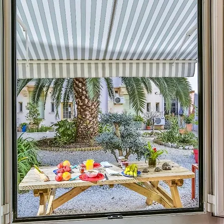 Le Refuge Avec Terrasse Et Jardin, En Plein Centre-ville, Gare 5 Minutes A Pieds * Nice