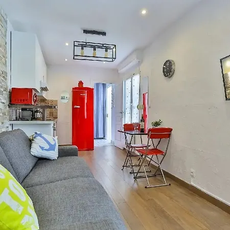Le Refuge Avec Terrasse Et Jardin, En Plein Centre-ville, Gare 5 Minutes A Pieds Apartment